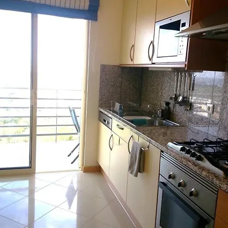 Bright With Sea View In - 62 M², Pool Albufeira