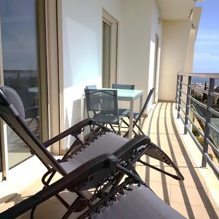 Bright With Sea View In - 62 M², Pool Albufeira
